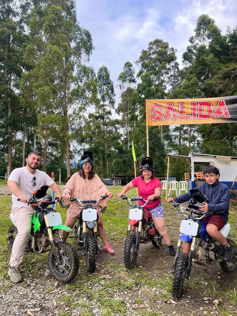 Moto Aventura 110 foto 4