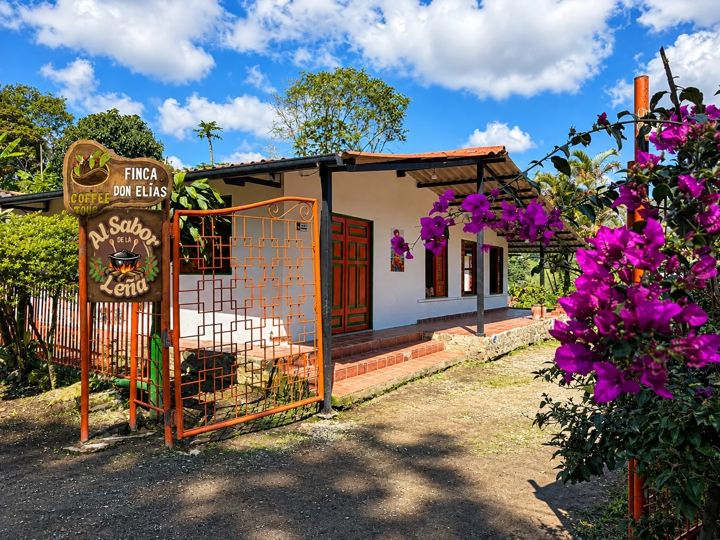 Fachada de Al Sabor de la Leña en la Finca Don Elías